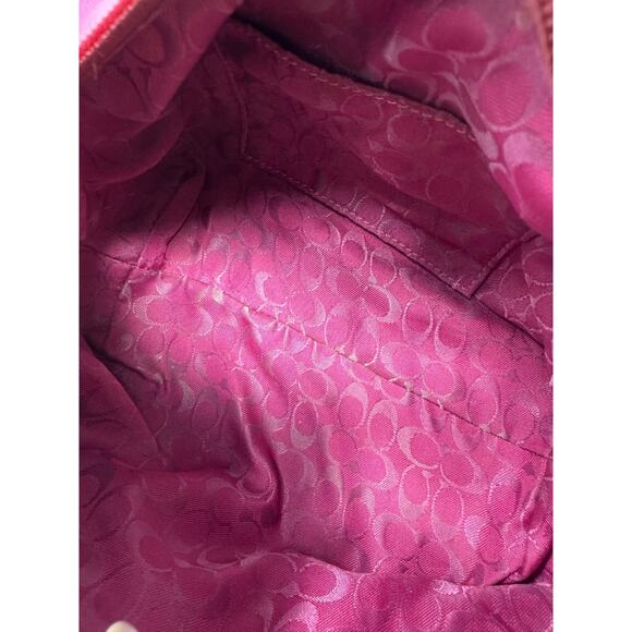 Coach Rare Leatherware Embossed Logo Shoulder Bag Pink Fuchsia Leather Vintage - Picture 7 of 11